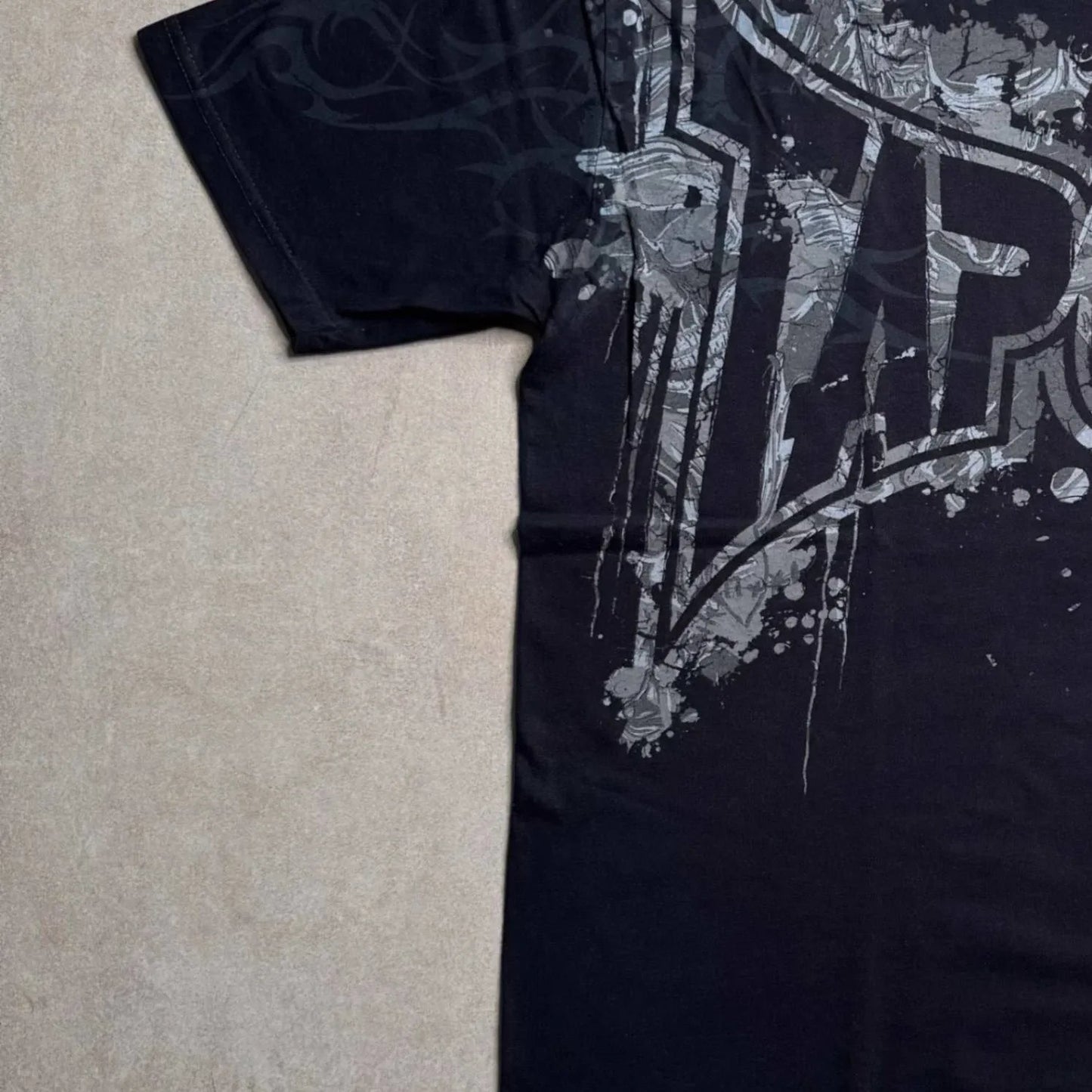 Vintage Black Y2K Tapout T-Shirt