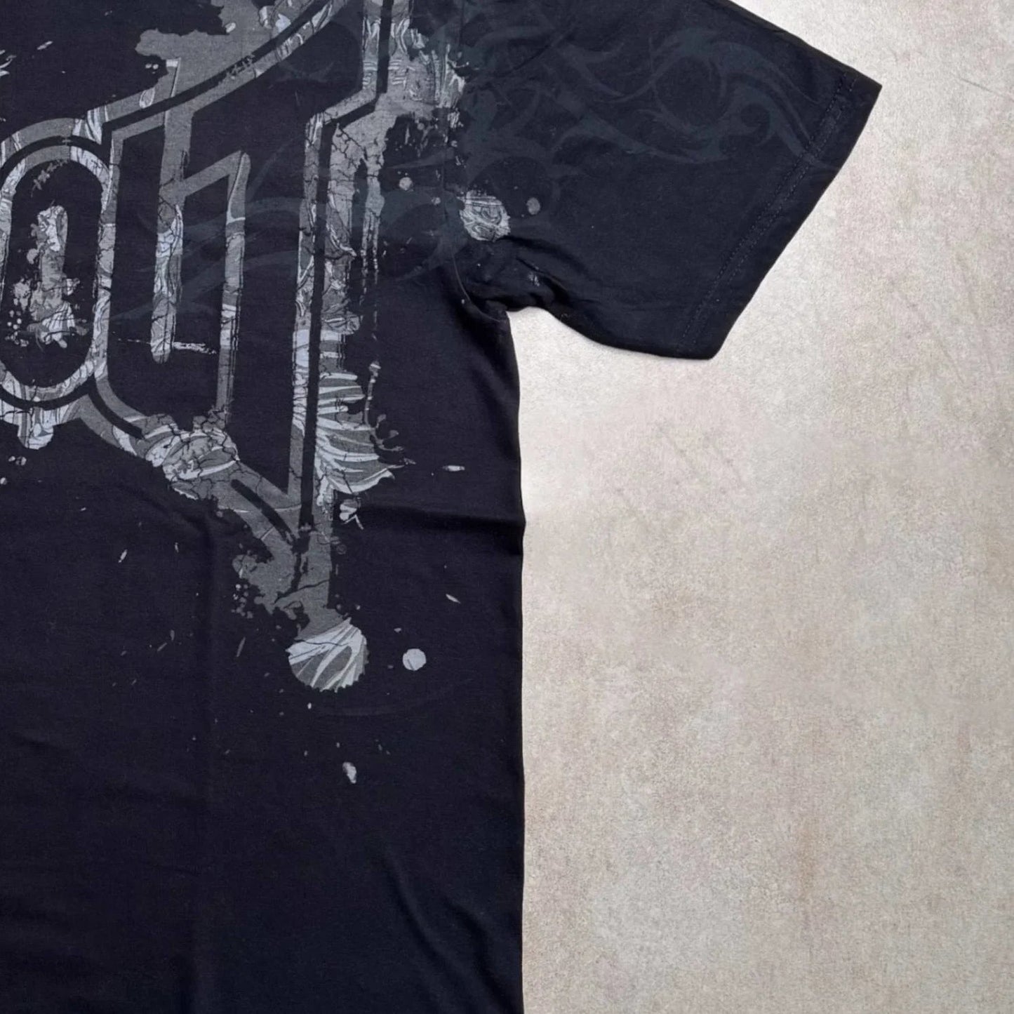 Vintage Black Y2K Tapout T-Shirt