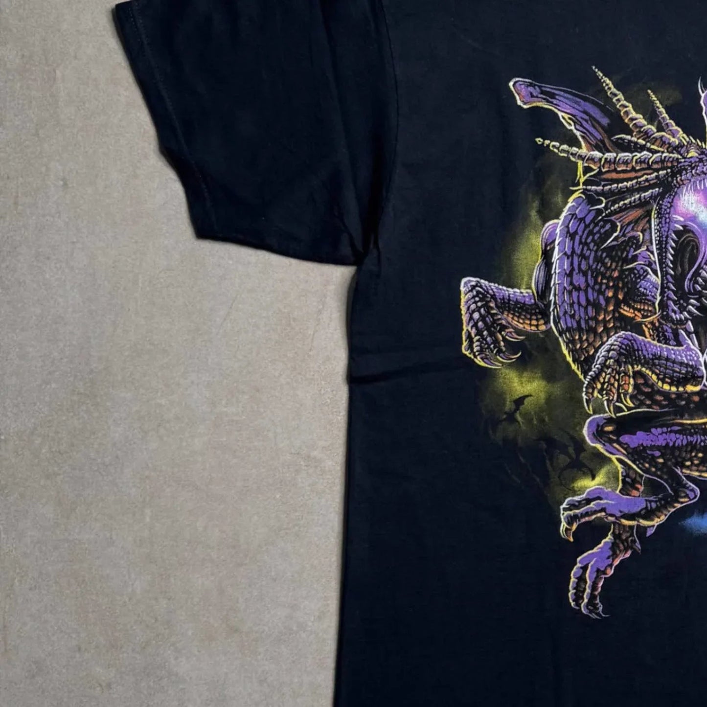 Vintage Dragon Graphic T-Shirt