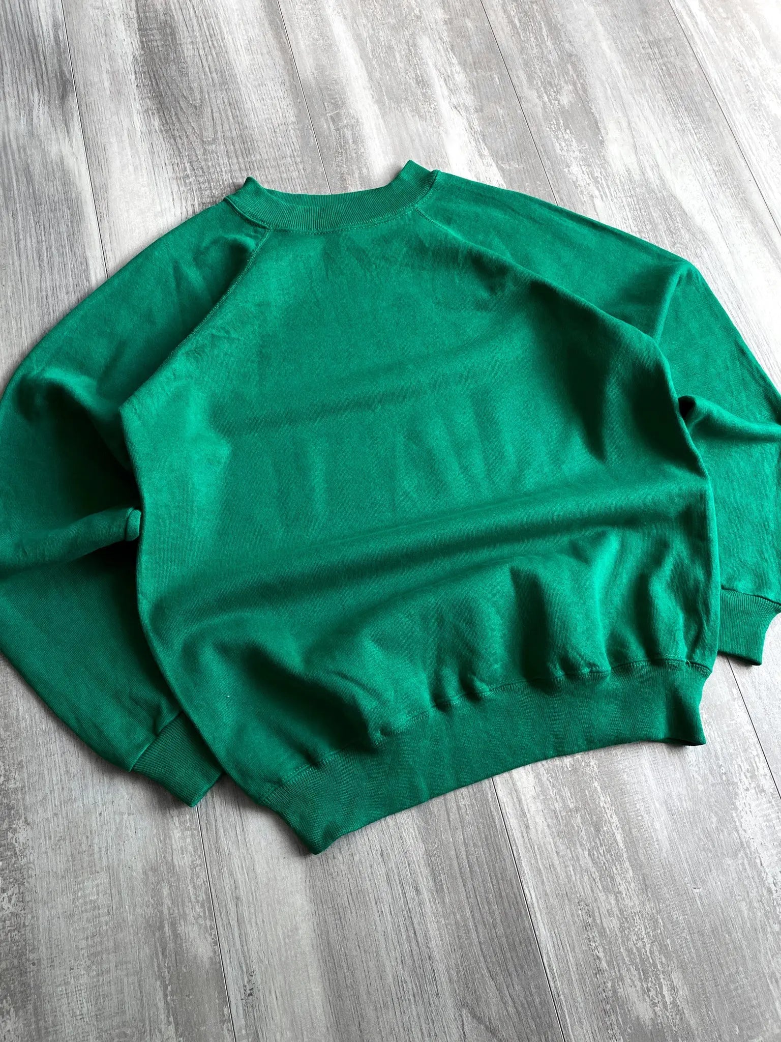 Hanes Her Way Green Sweatshirt - L sullivansvintage