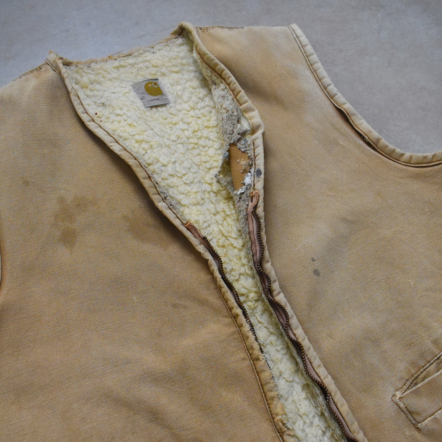 1970s Carhartt Biege Sherpa Lined Vest - M sullivansvintage