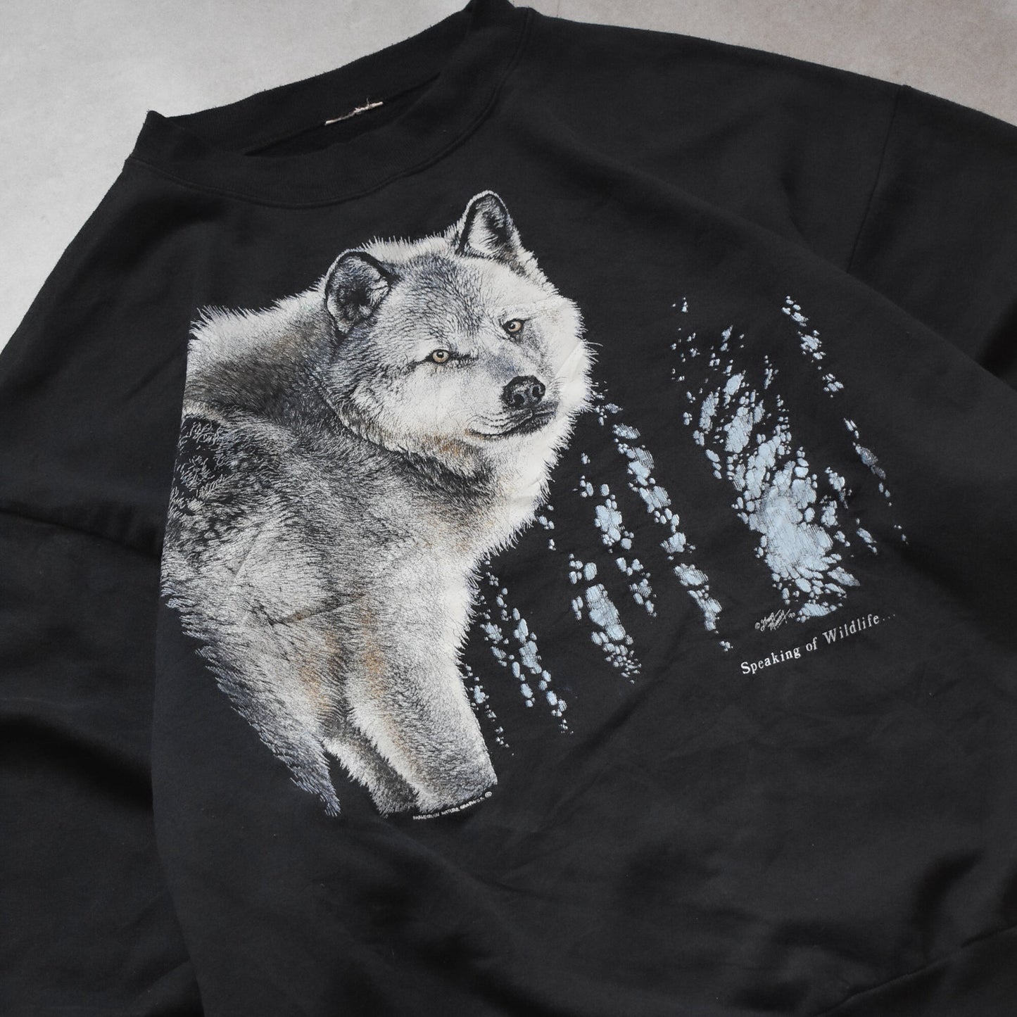 1990s Harlequin Nature Graphics Black Wolf Sweater - M sullivansvintage