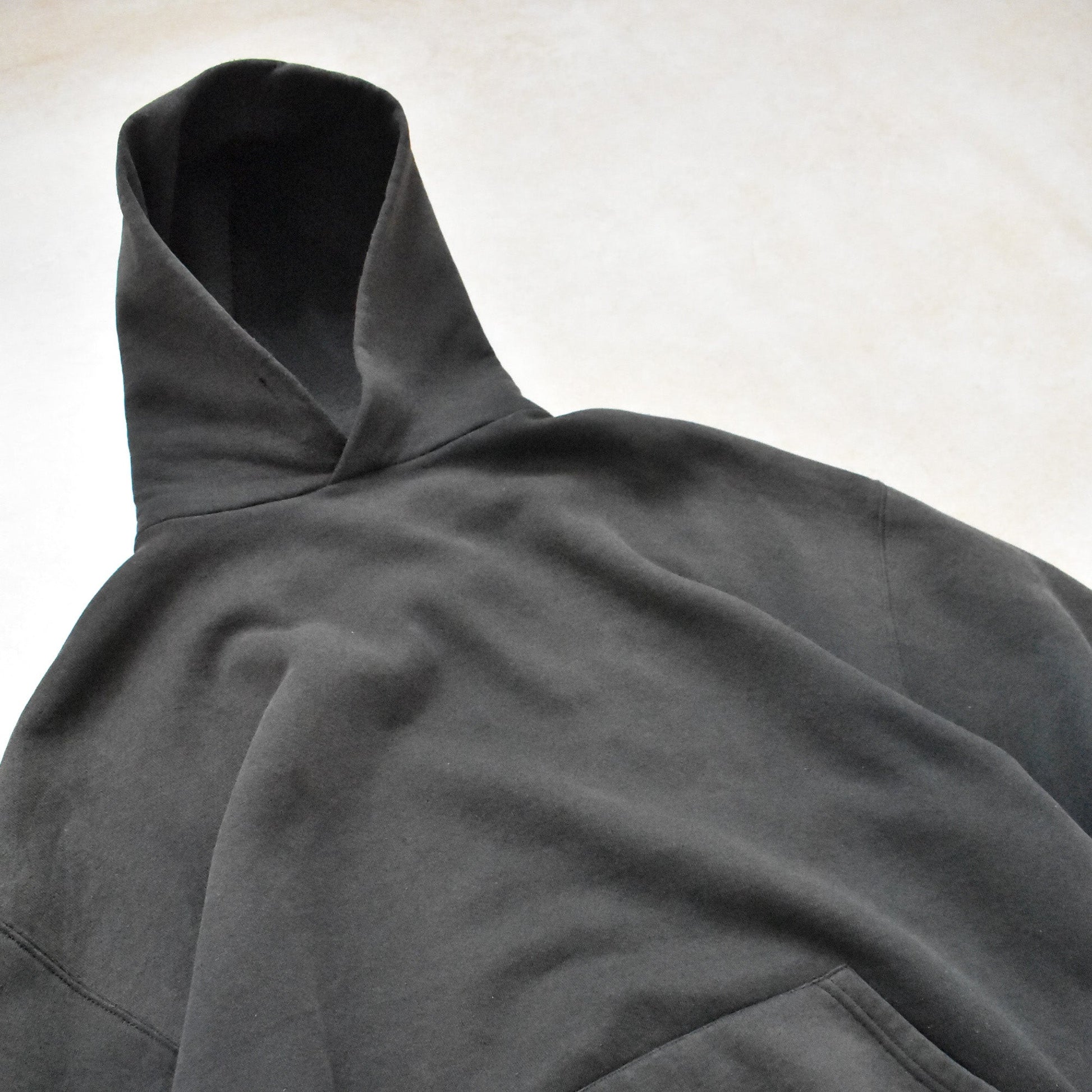 1990s Russell Athletic Black Faded Hoodie - XL sullivansvintage