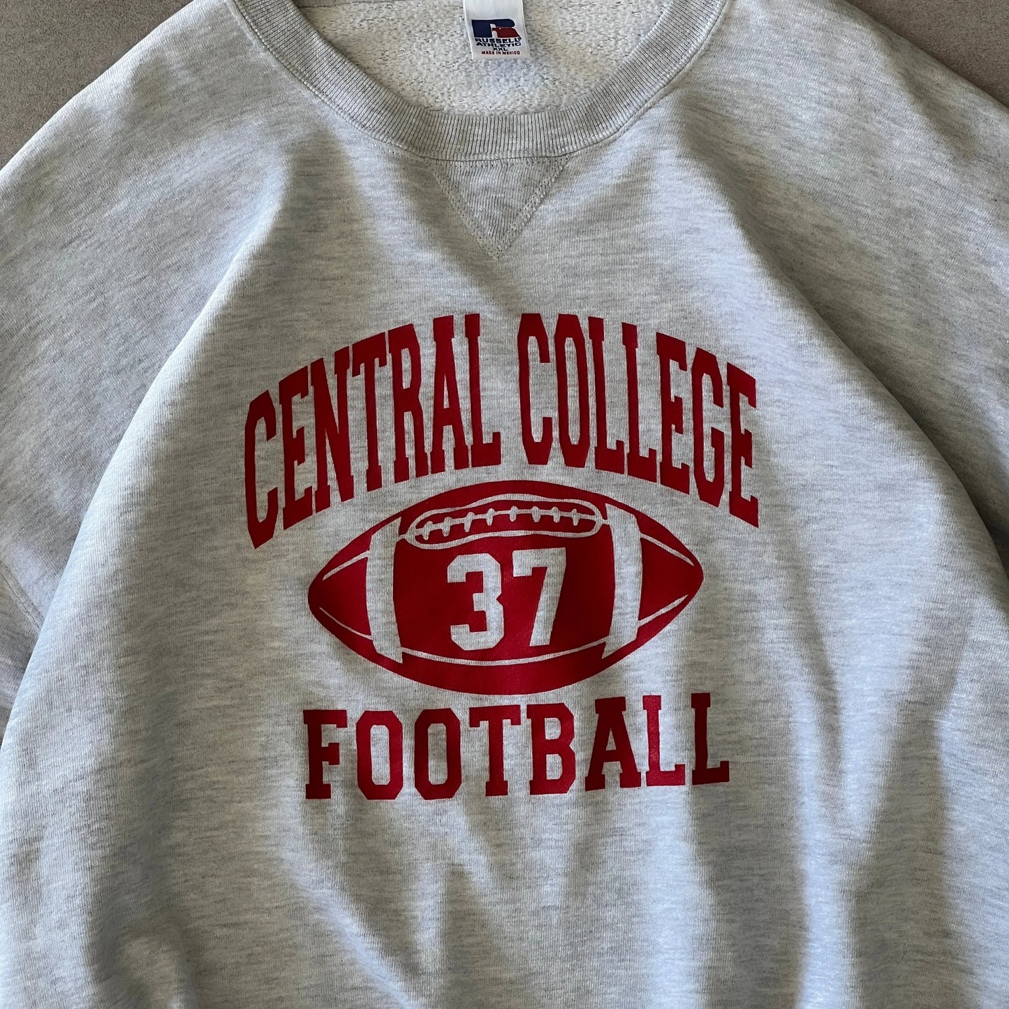 1990s-russell-athletic-central-college-football-sweater-xxl-sullivansvintage