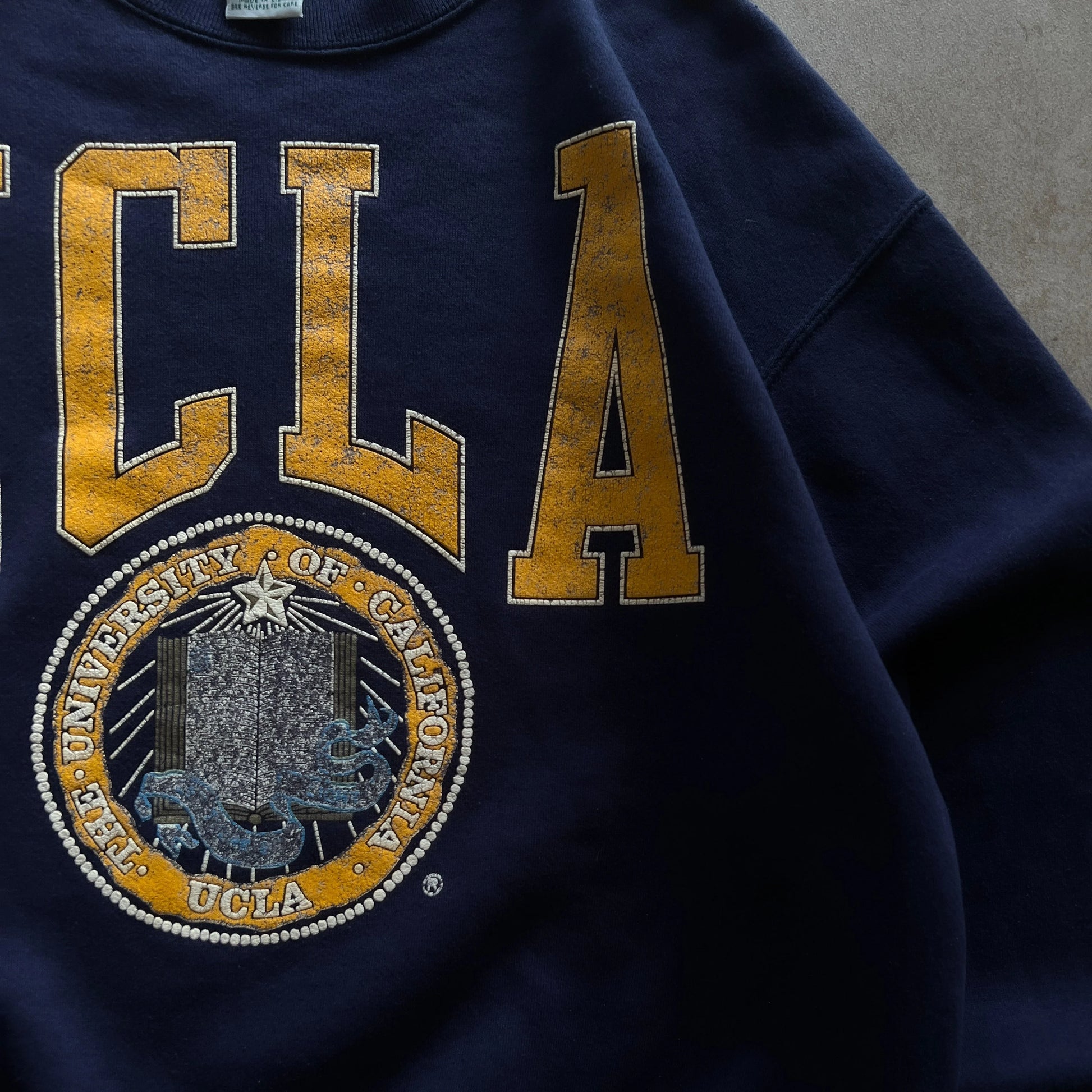 1990s-ucla-college-sweater-xl-sullivansvintage