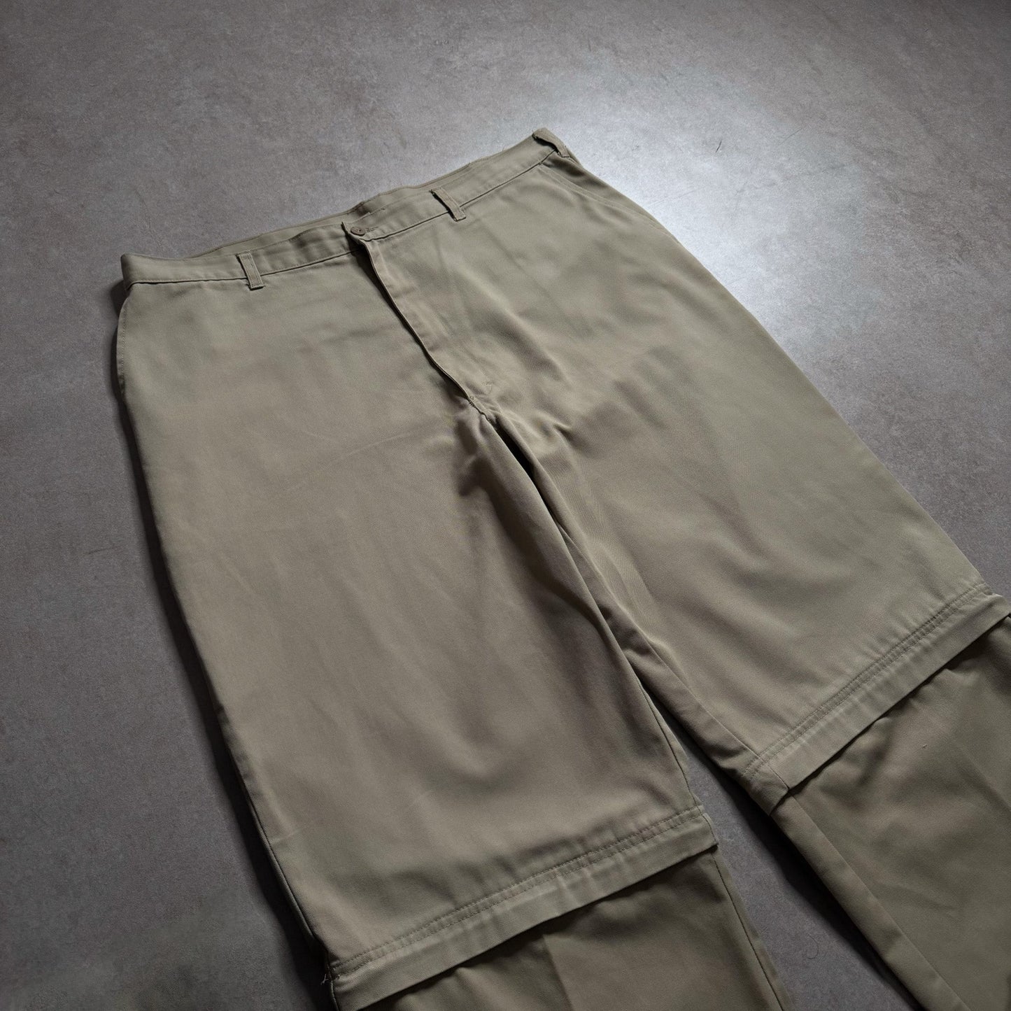 2000s Dickies Tan Convertible Pants - 38in sullivansvintage