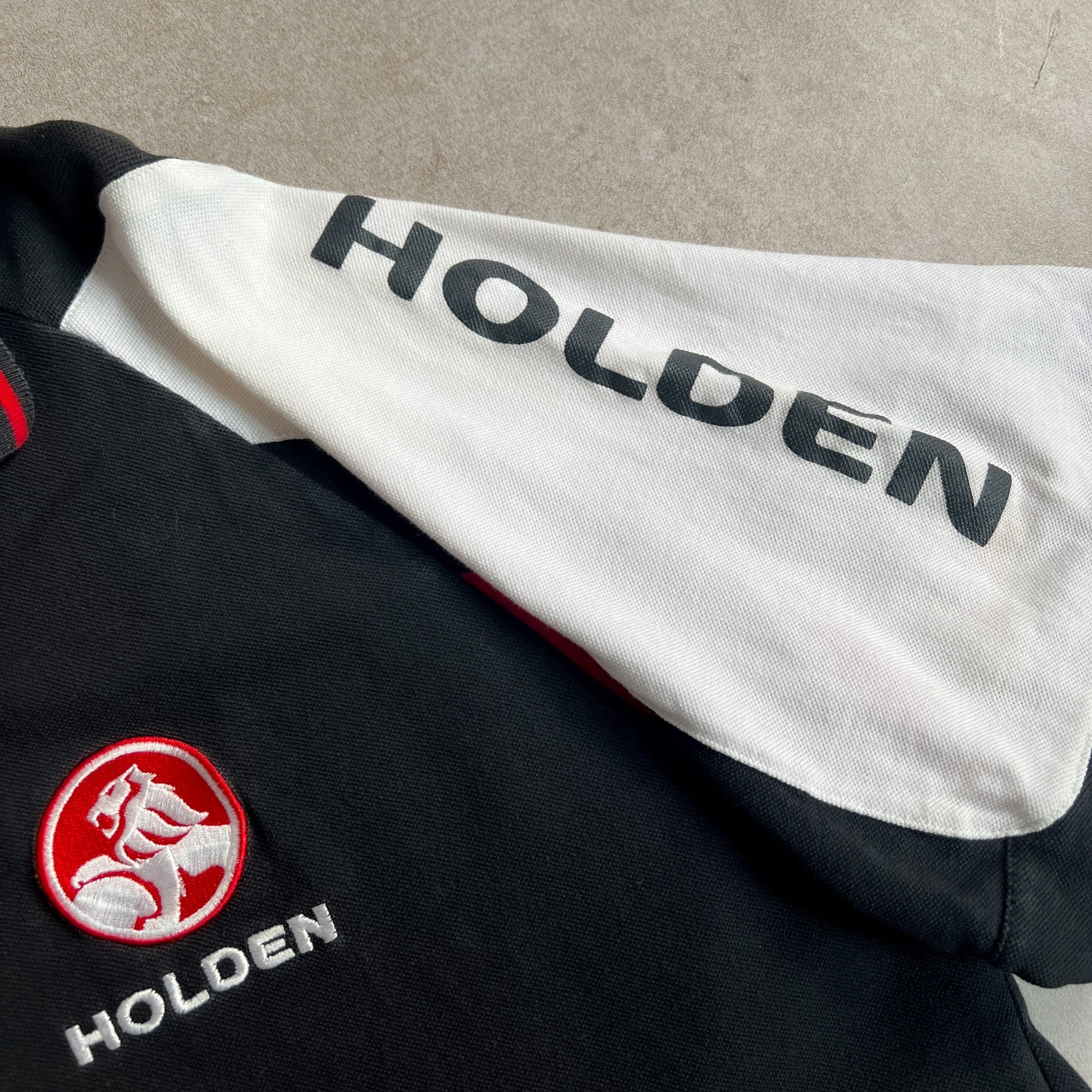 2000s Holden Black Polo - 2XL sullivansvintage