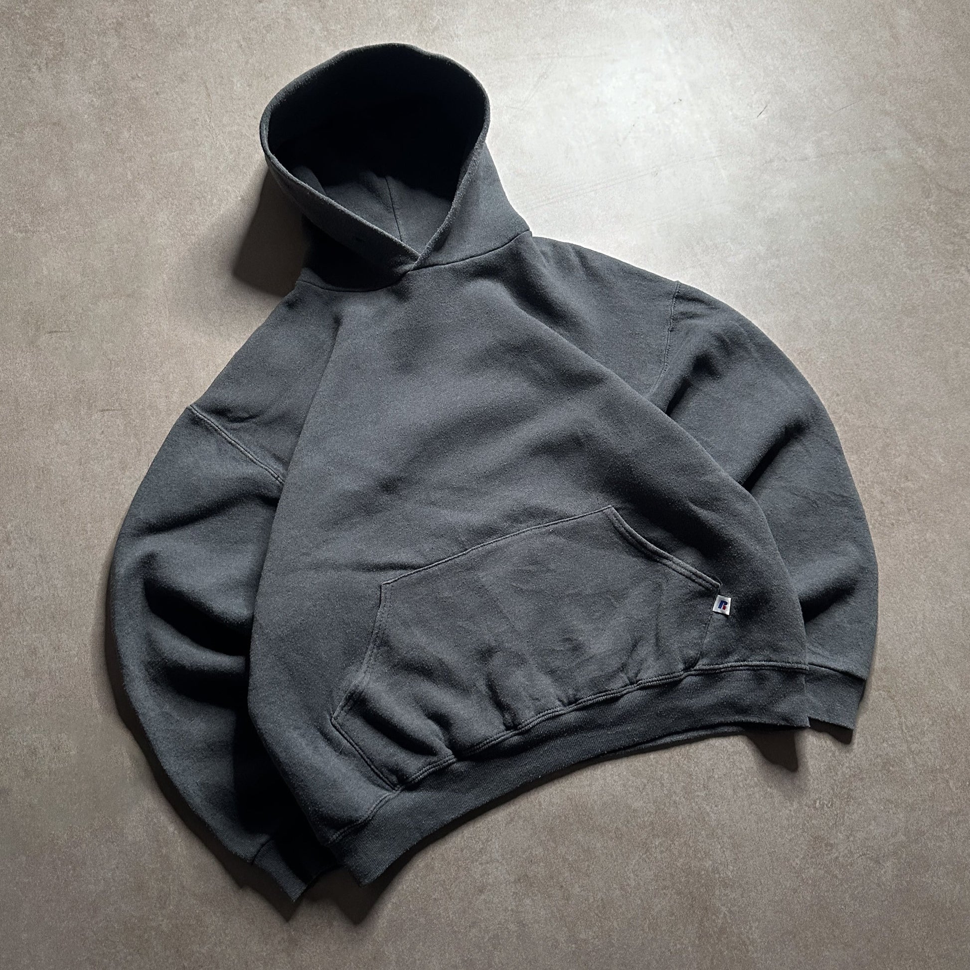 90s Russell Athletic Grey Hoodie - M sullivansvintage