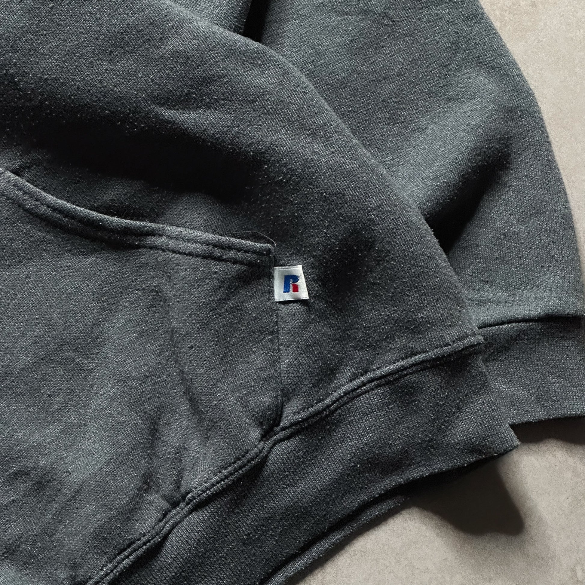 90s Russell Athletic Grey Hoodie - M sullivansvintage