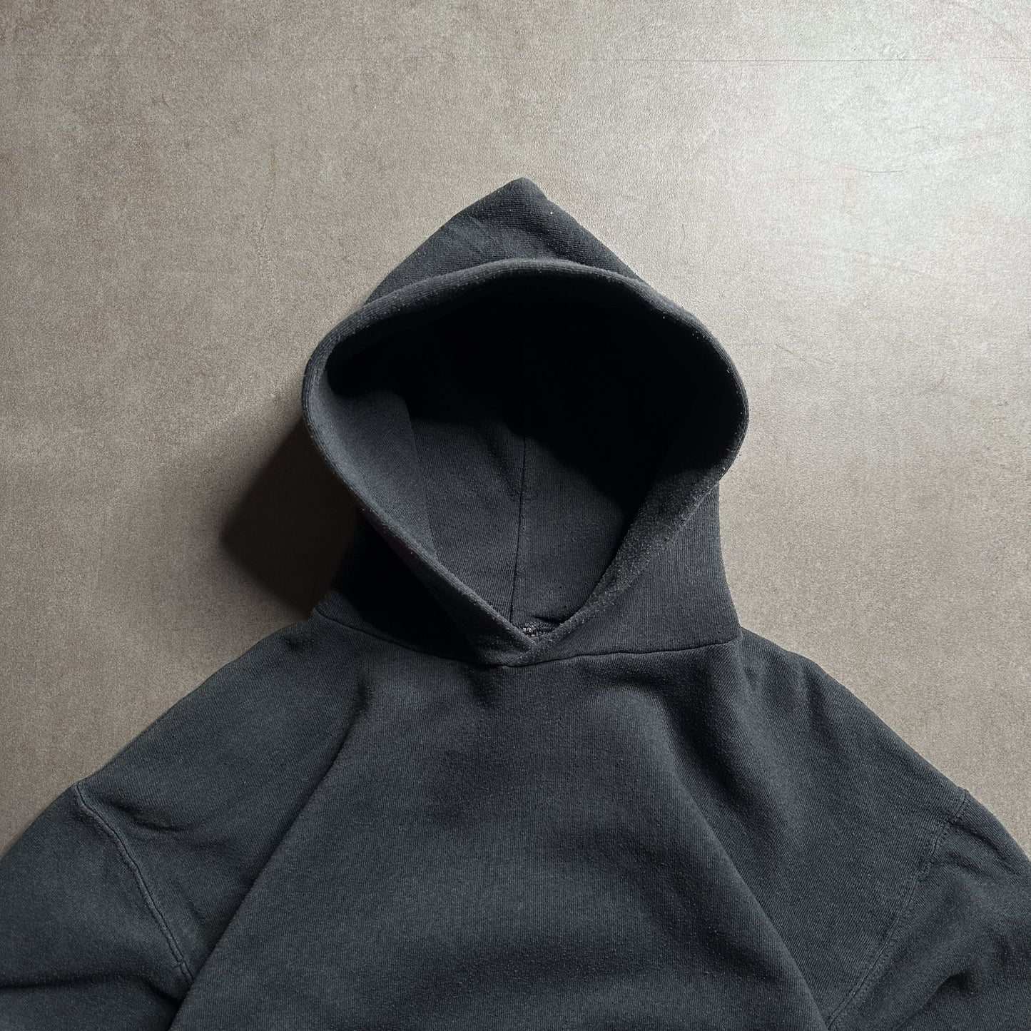 90s Russell Athletic Grey Hoodie - M sullivansvintage