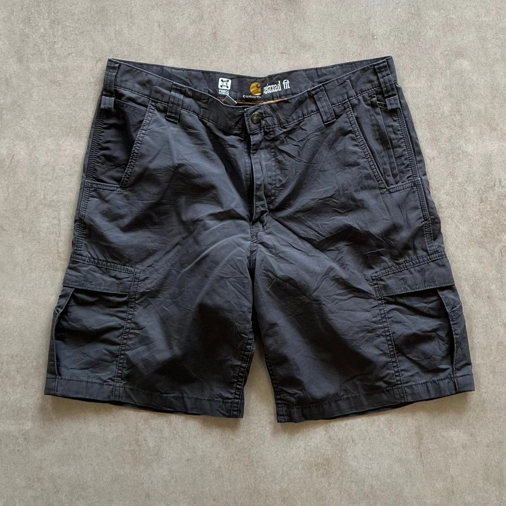 Carhartt-Dark-Grey-Relaxed-Fit-Shorts-38in-sullivansvintage