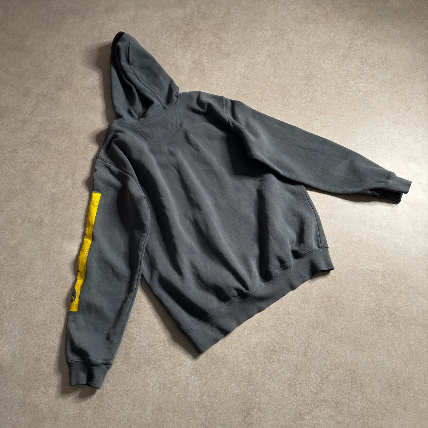 Carhartt Grey Logo Hoodie - M sullivansvintage