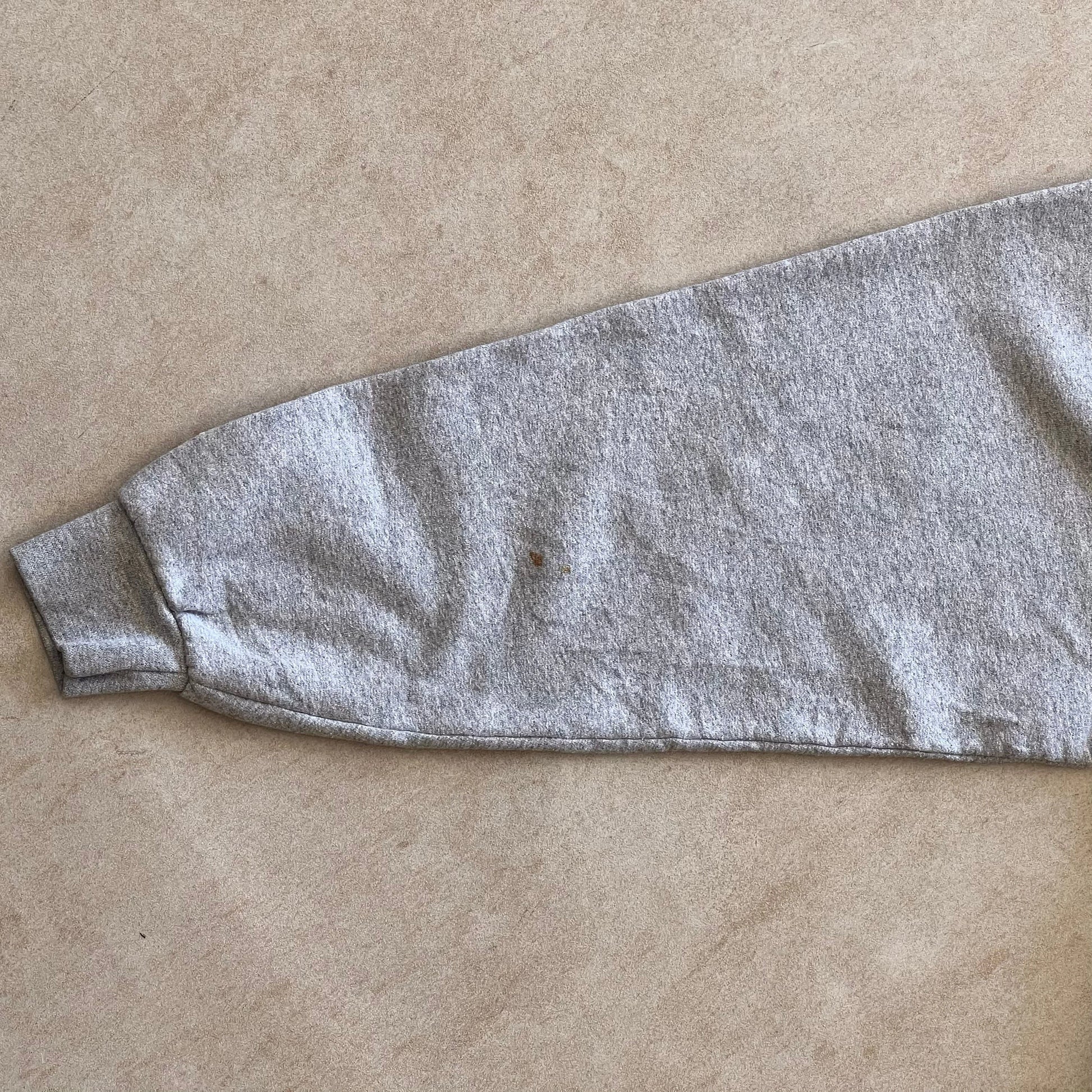 Champion-Grey-Biltmore-Hoodie-XL-sullivansvintage