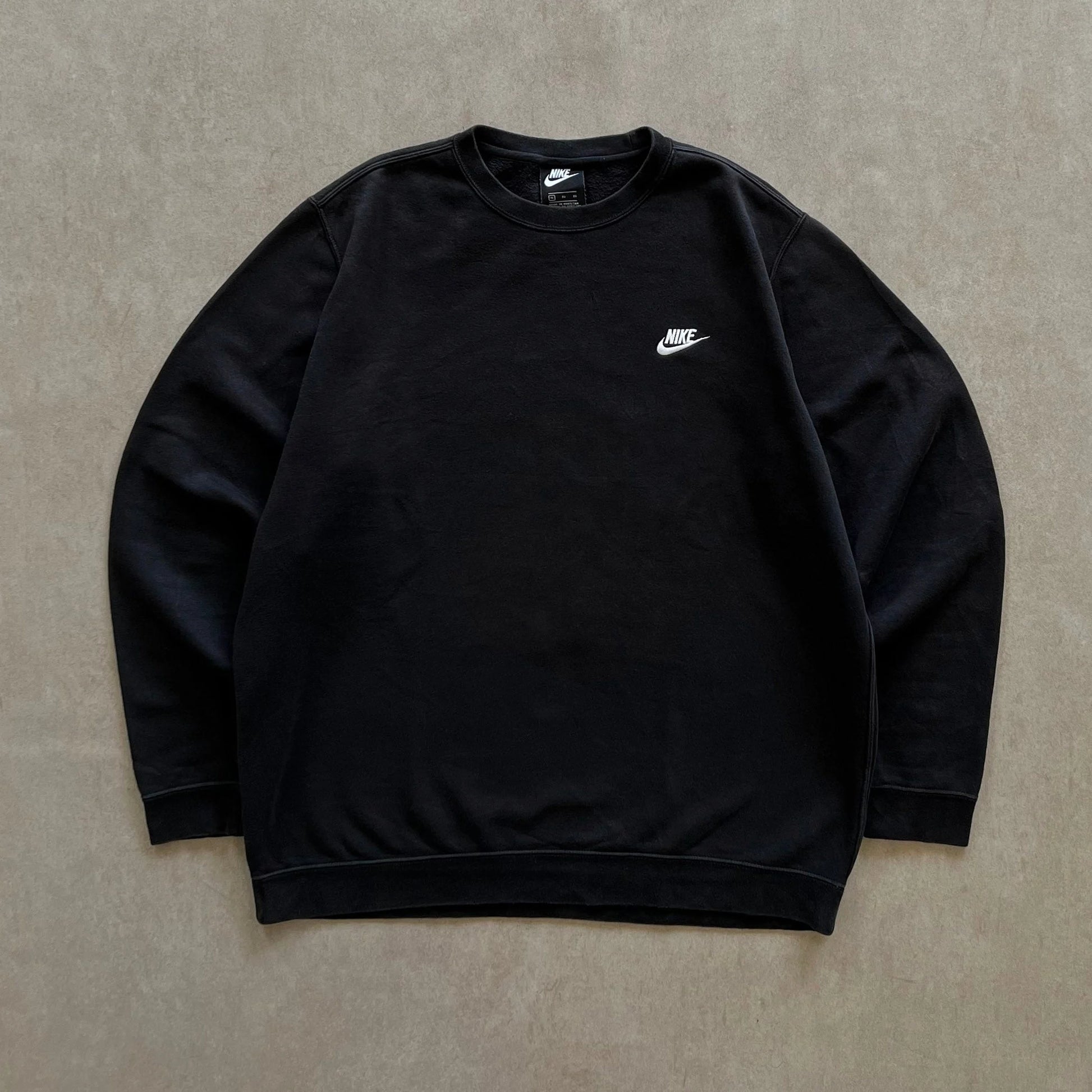 Nike-Black-Script-Sweater-XL-sullivansvintage