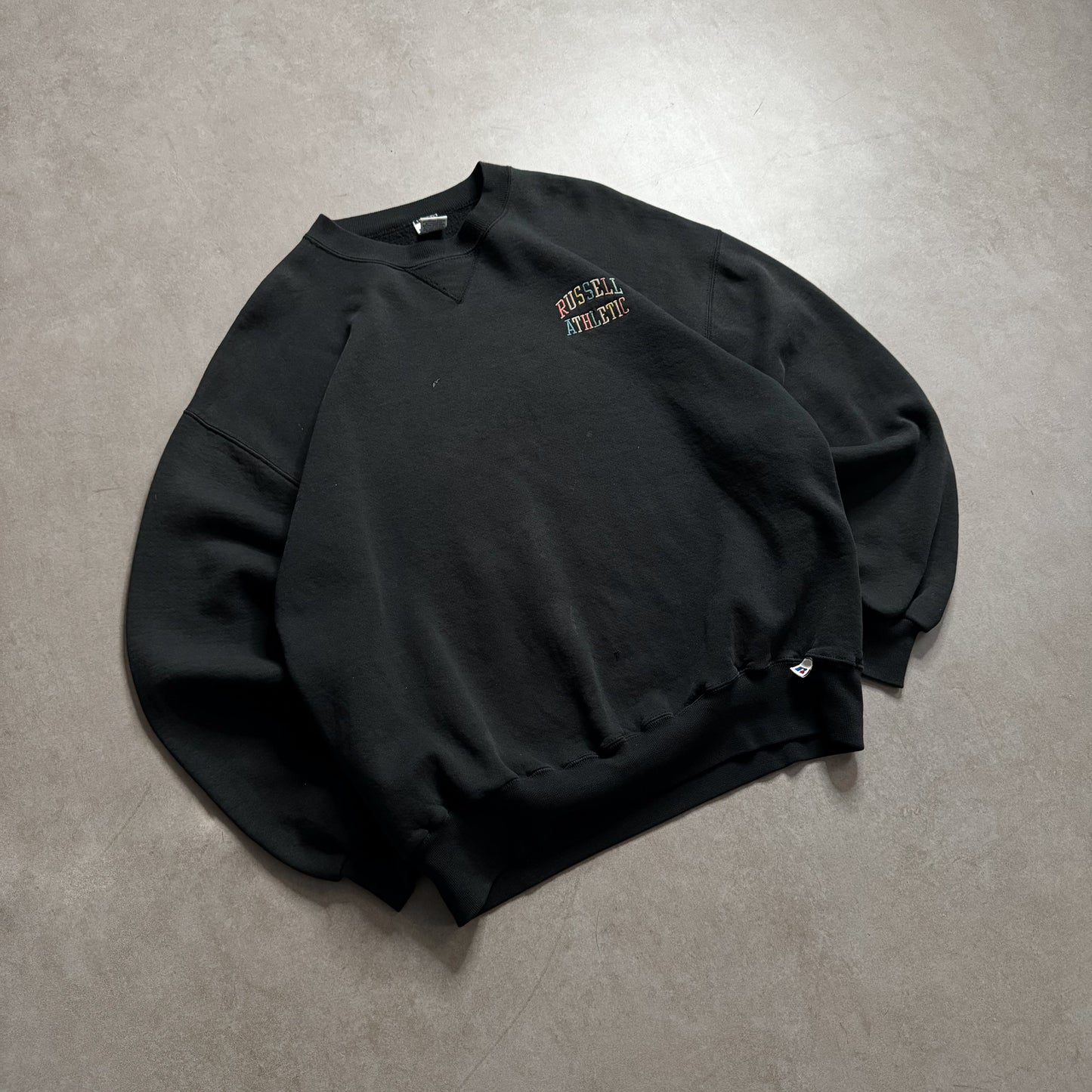 Russell Athletic Black Sweatshirt - XL sullivansvintage