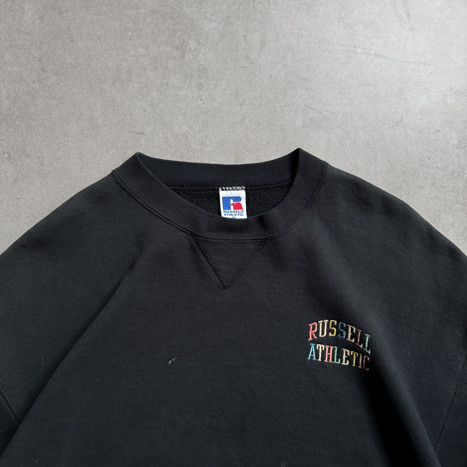 Russell Athletic Black Sweatshirt - XL sullivansvintage