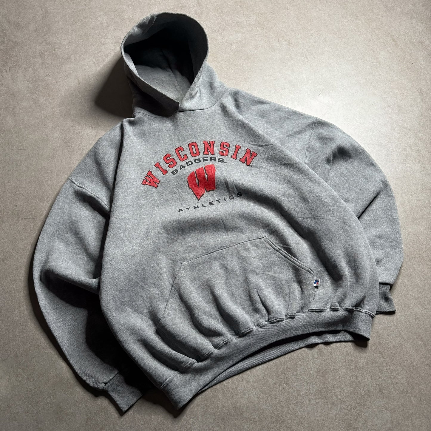 Russell Athletic Grey Wisconsin Badgers Hoodie - 2XL sullivansvintage