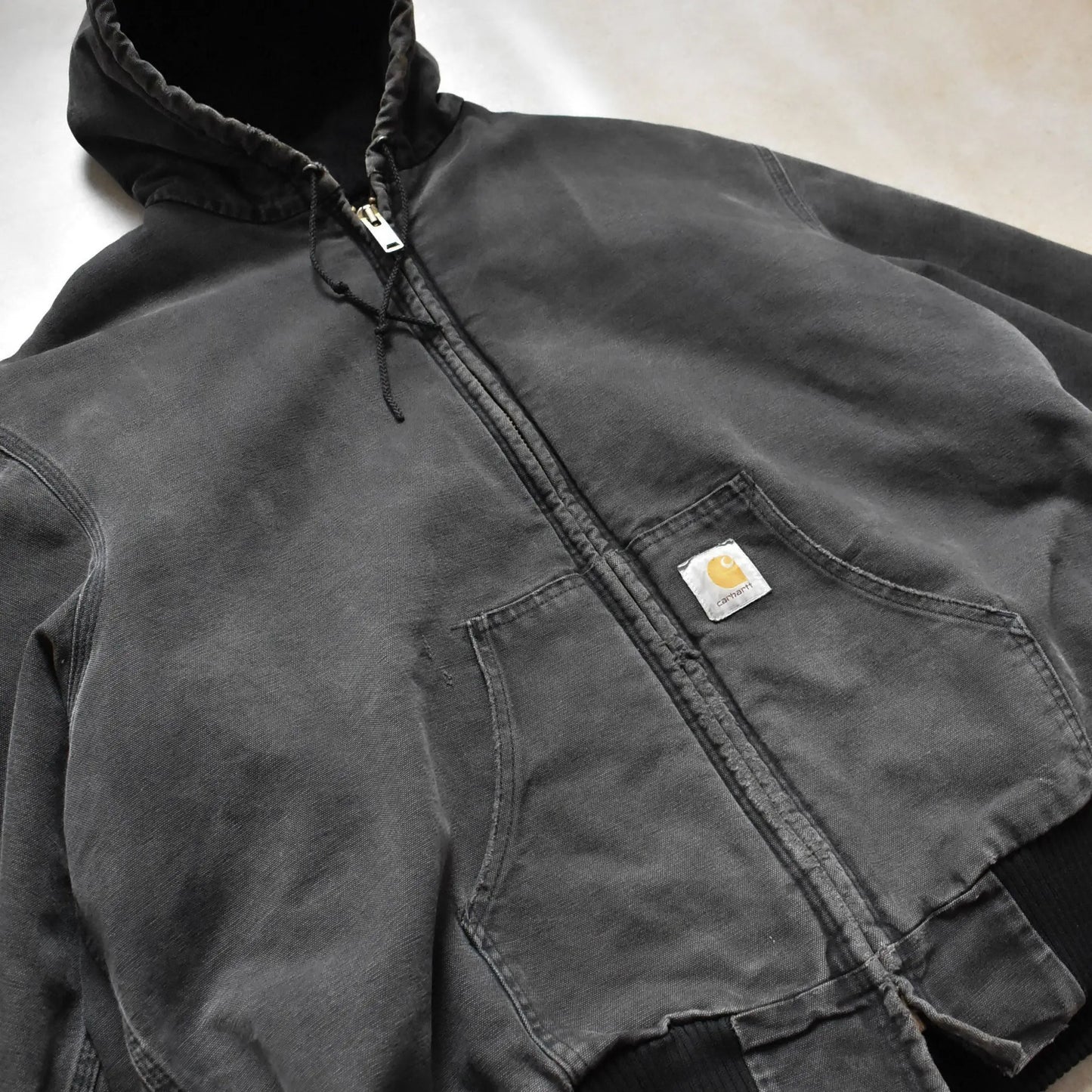 Vintage-Carhartt-Black-Active-Hoodie-Jacket-2XL-sullivansvintage