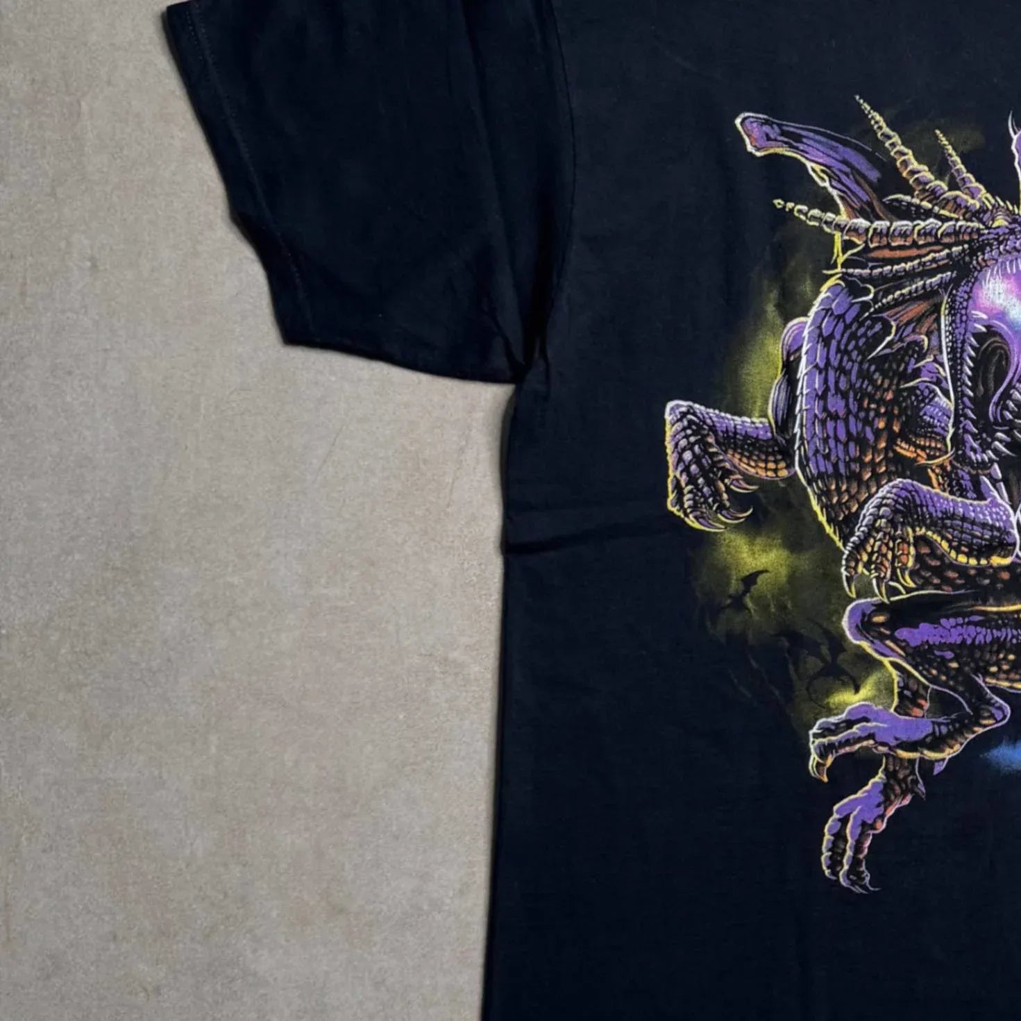 Vintage Dragon Graphic T-Shirt