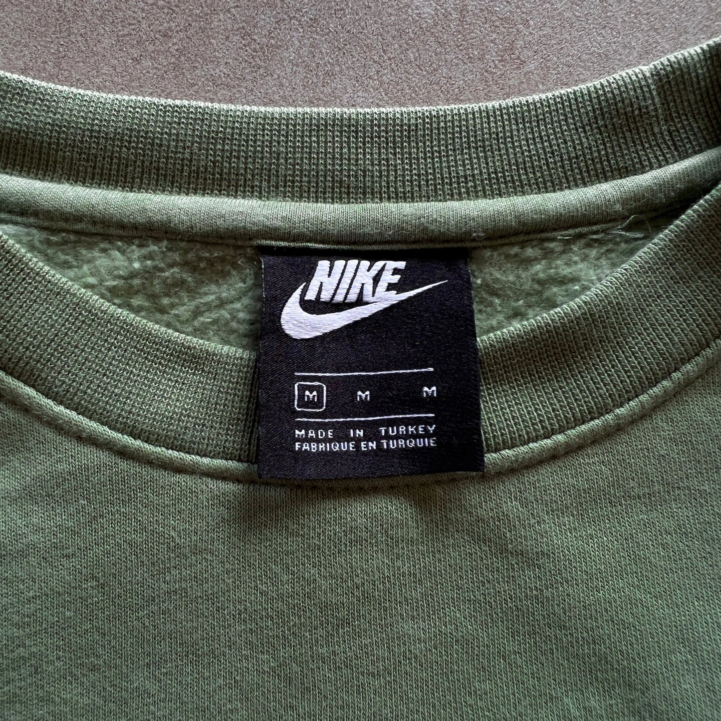 vintage-nike-logo-script-green-sweater-m-sullivansvintage