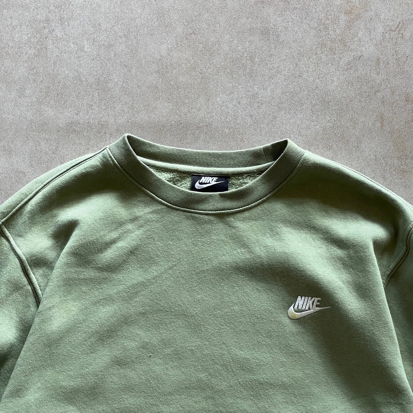 vintage-nike-logo-script-green-sweater-m-sullivansvintage