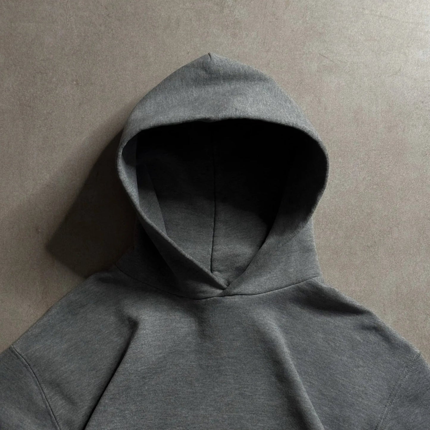 Vintage Russell Athletic Gray Hoodie - M