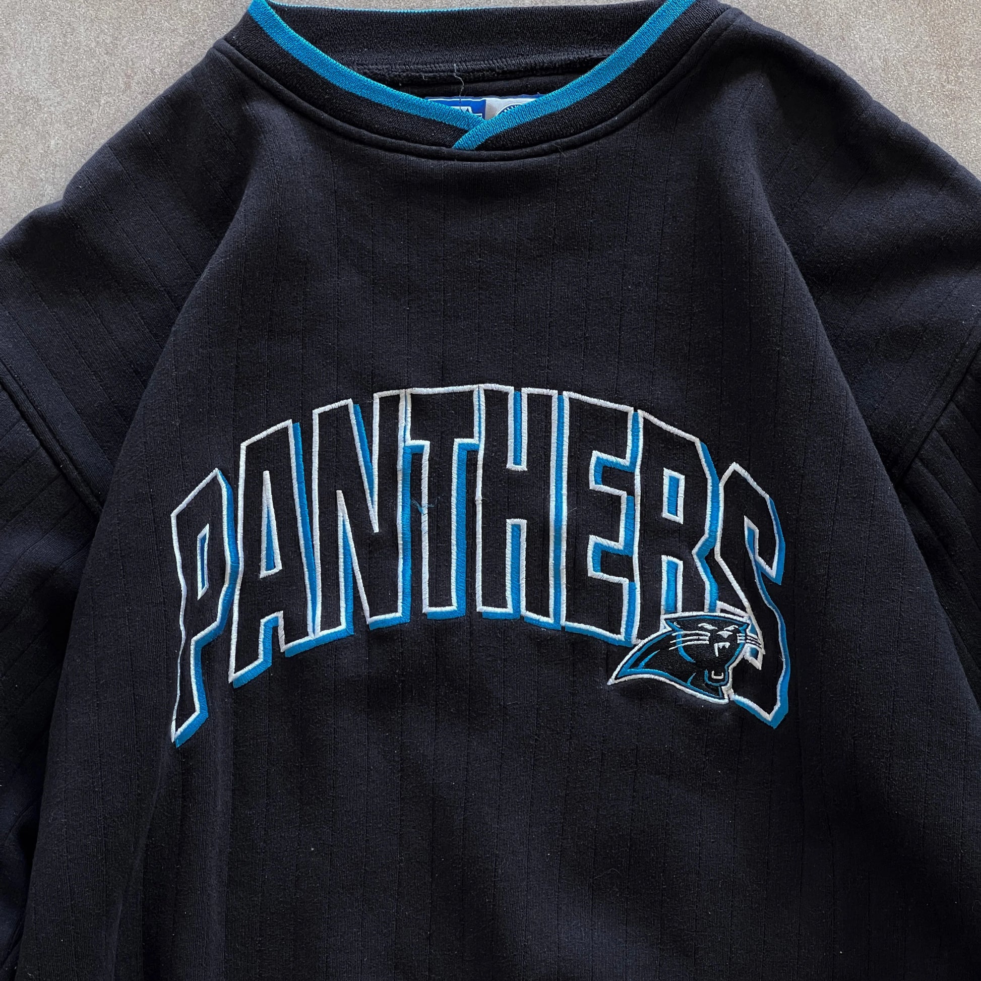 vintage-starter-nfl-carolina-panthers-sweater-m-sullivansvintage