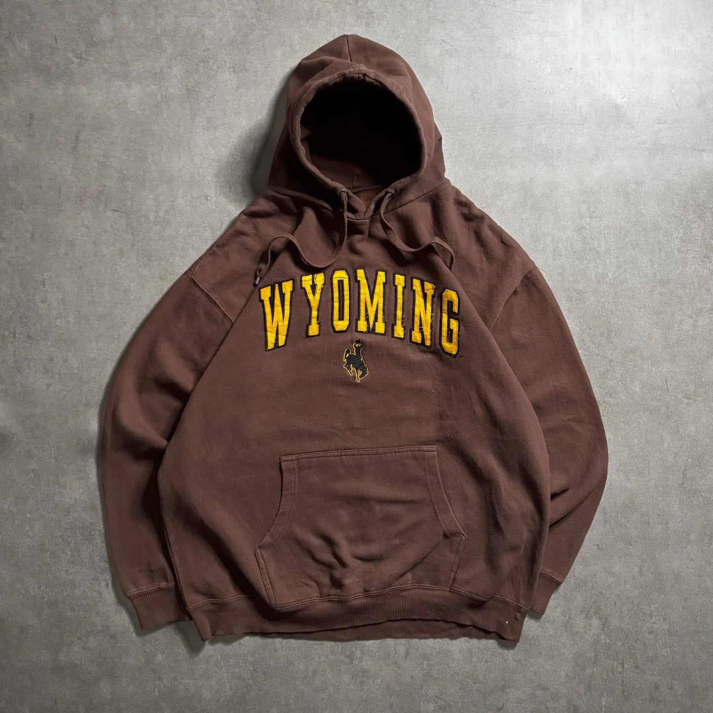 Vintage Wyoming Brown Hoodie - L sullivansvintage