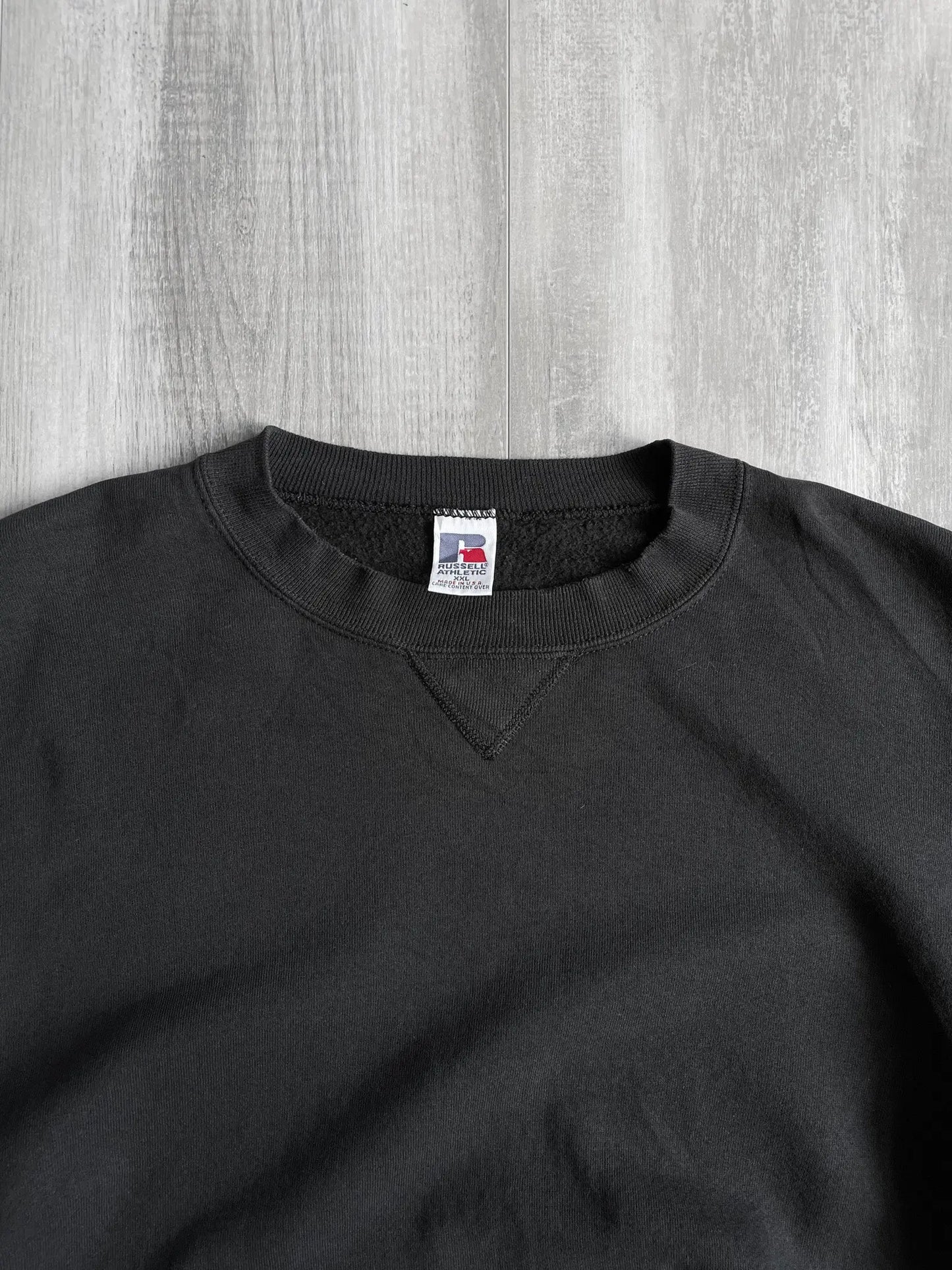 1990's Russell Athletic Black Sweatshirt - XXL sullivansvintage