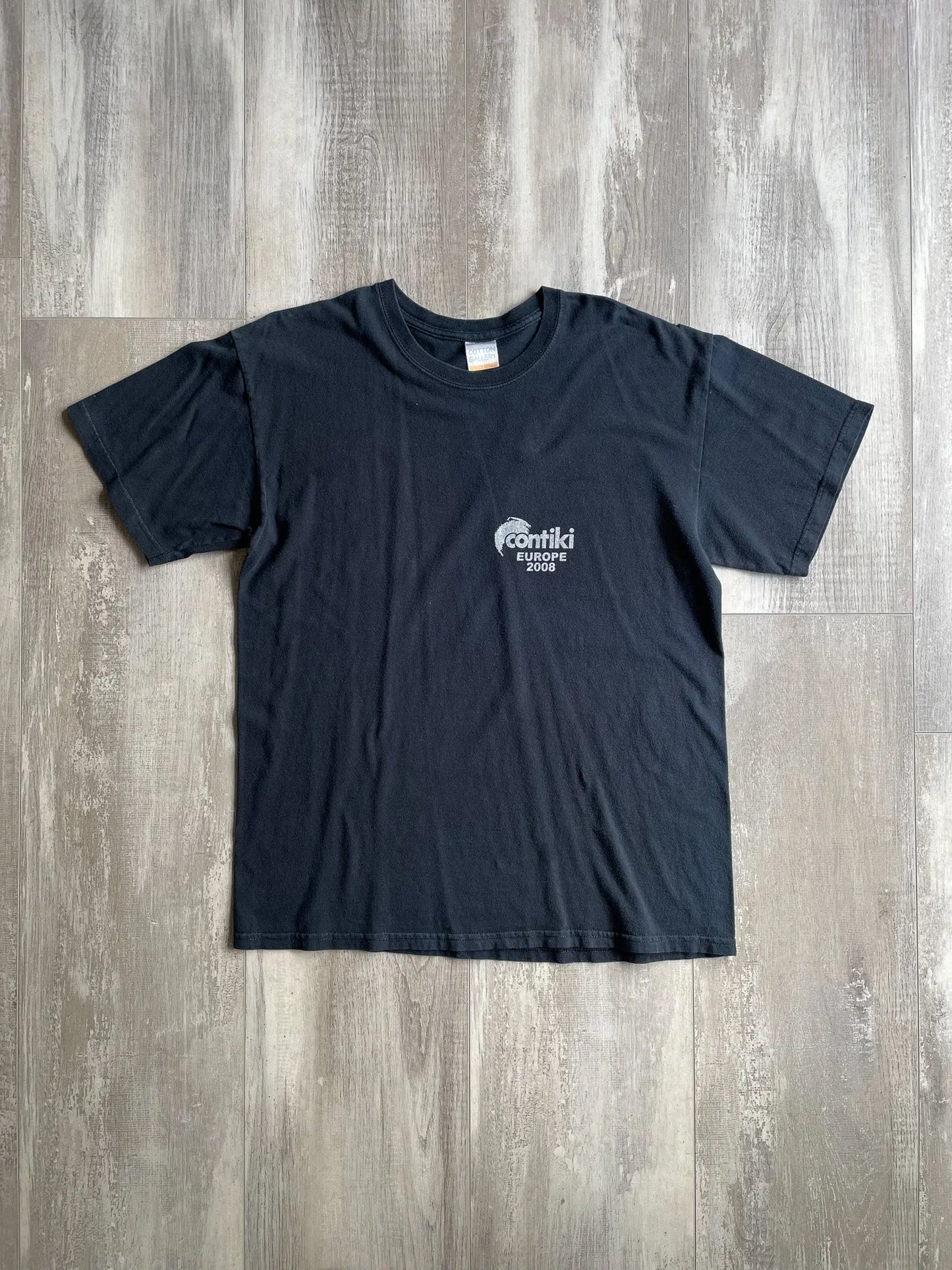 Cotton Gallery "Contiki Europe 2008" T-Shirt - L sullivansvintage