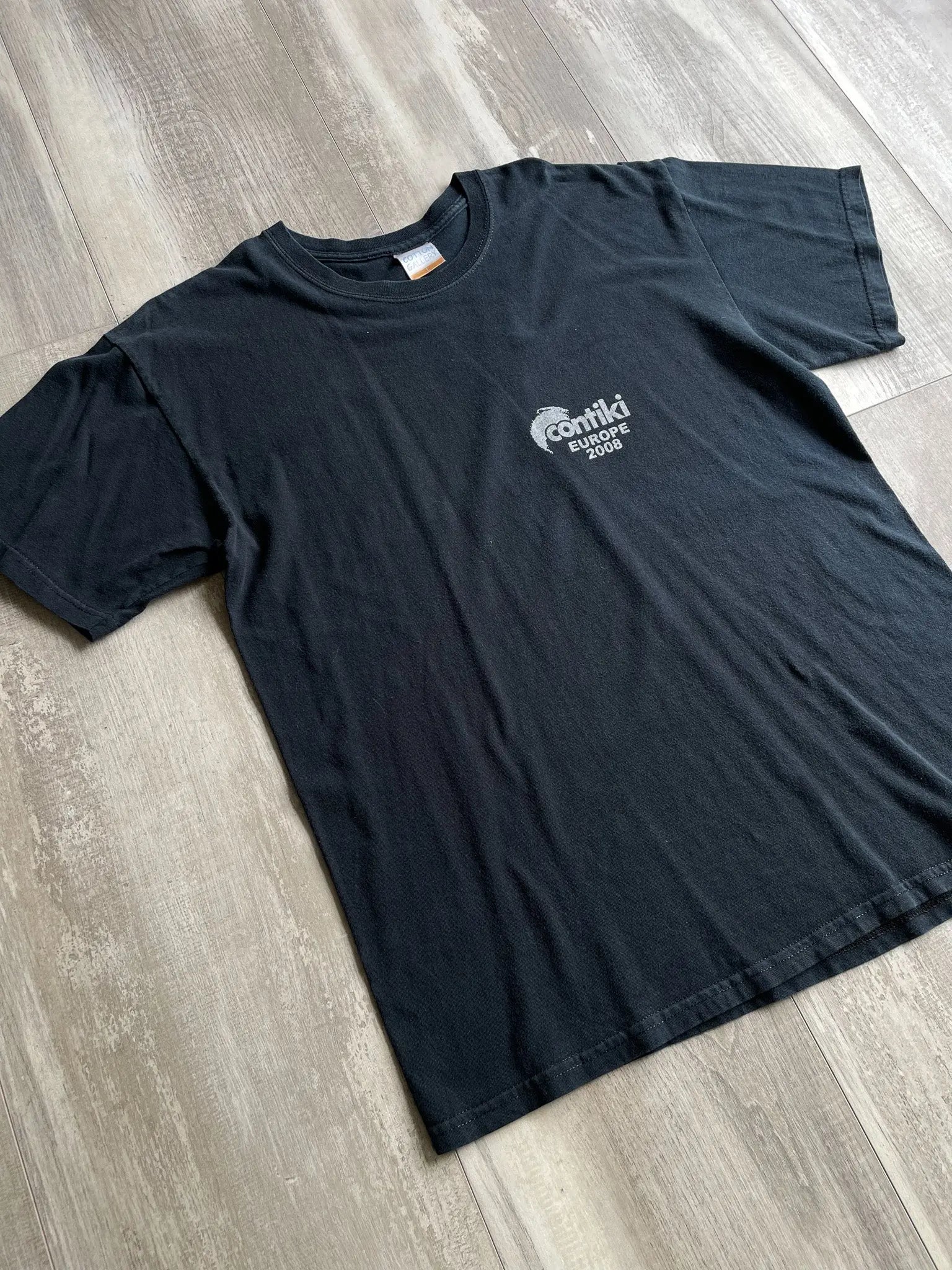 Cotton Gallery "Contiki Europe 2008" T-Shirt - L sullivansvintage