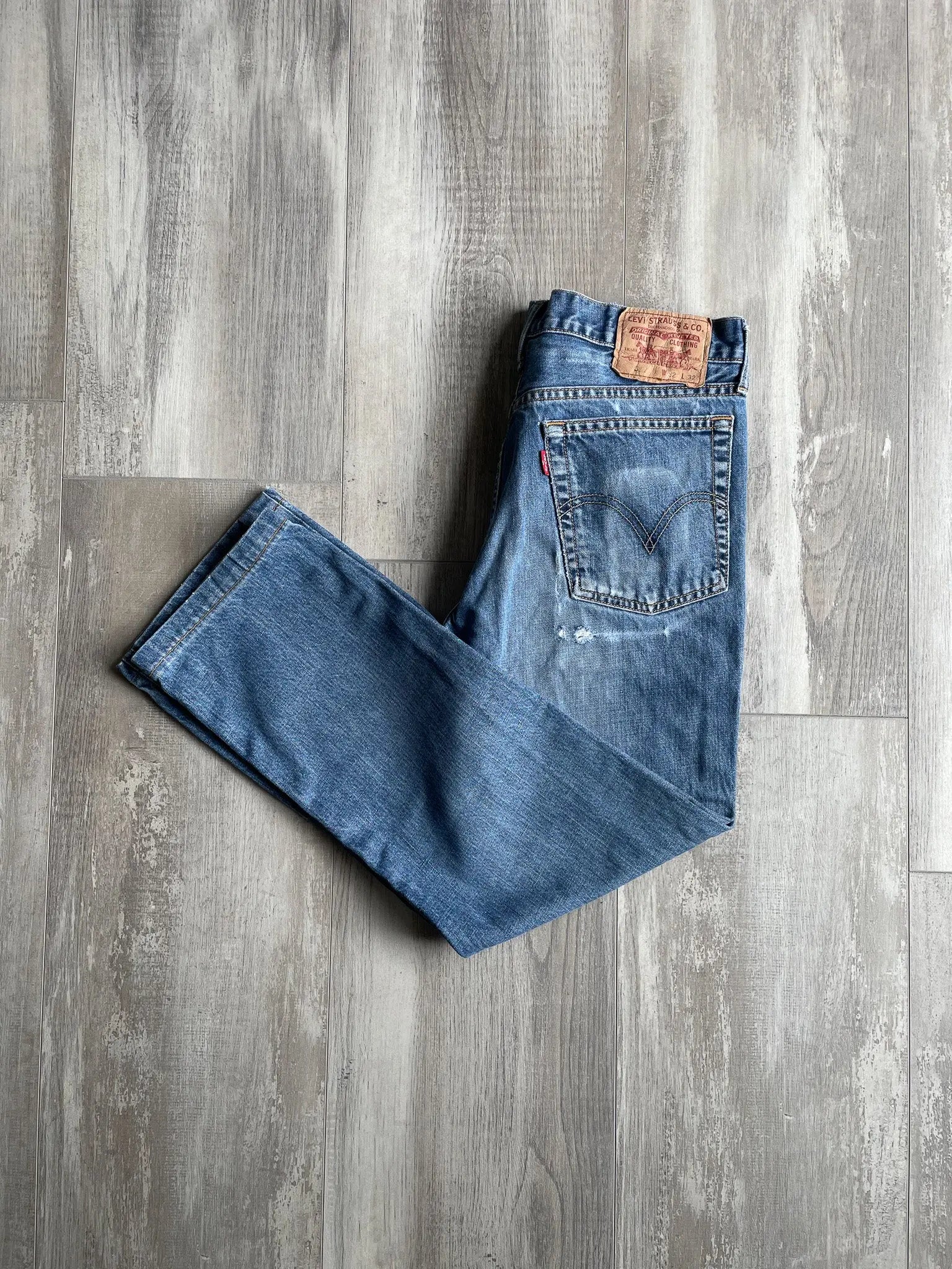Levi's Light Blue Jeans sullivansvintage