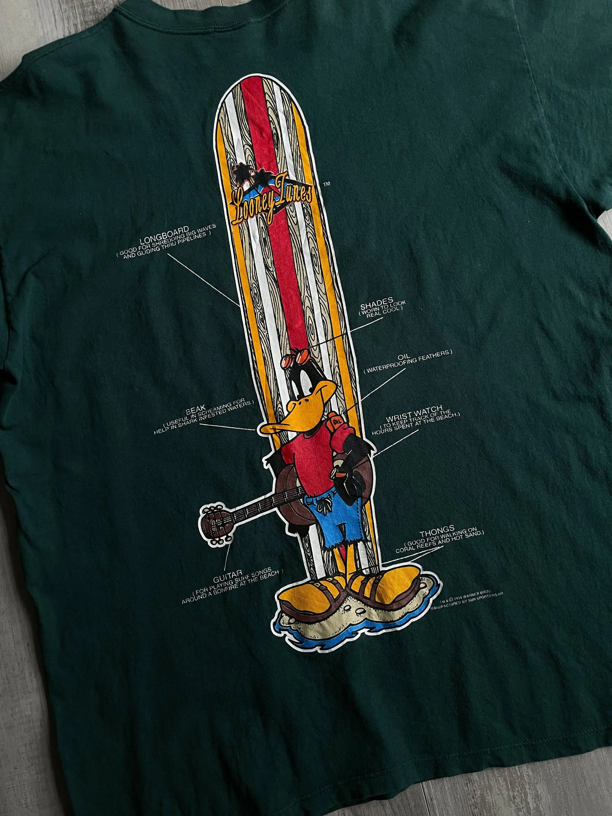 Looney Tunes Daffy Duck Surf Tee - XL sullivansvintage