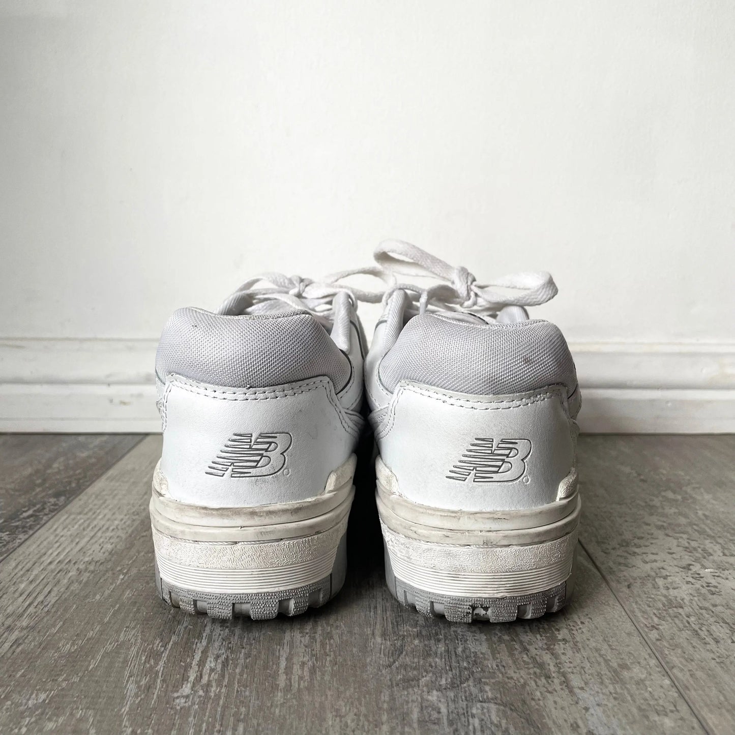New Balance 550 White (8M) sullivansvintage