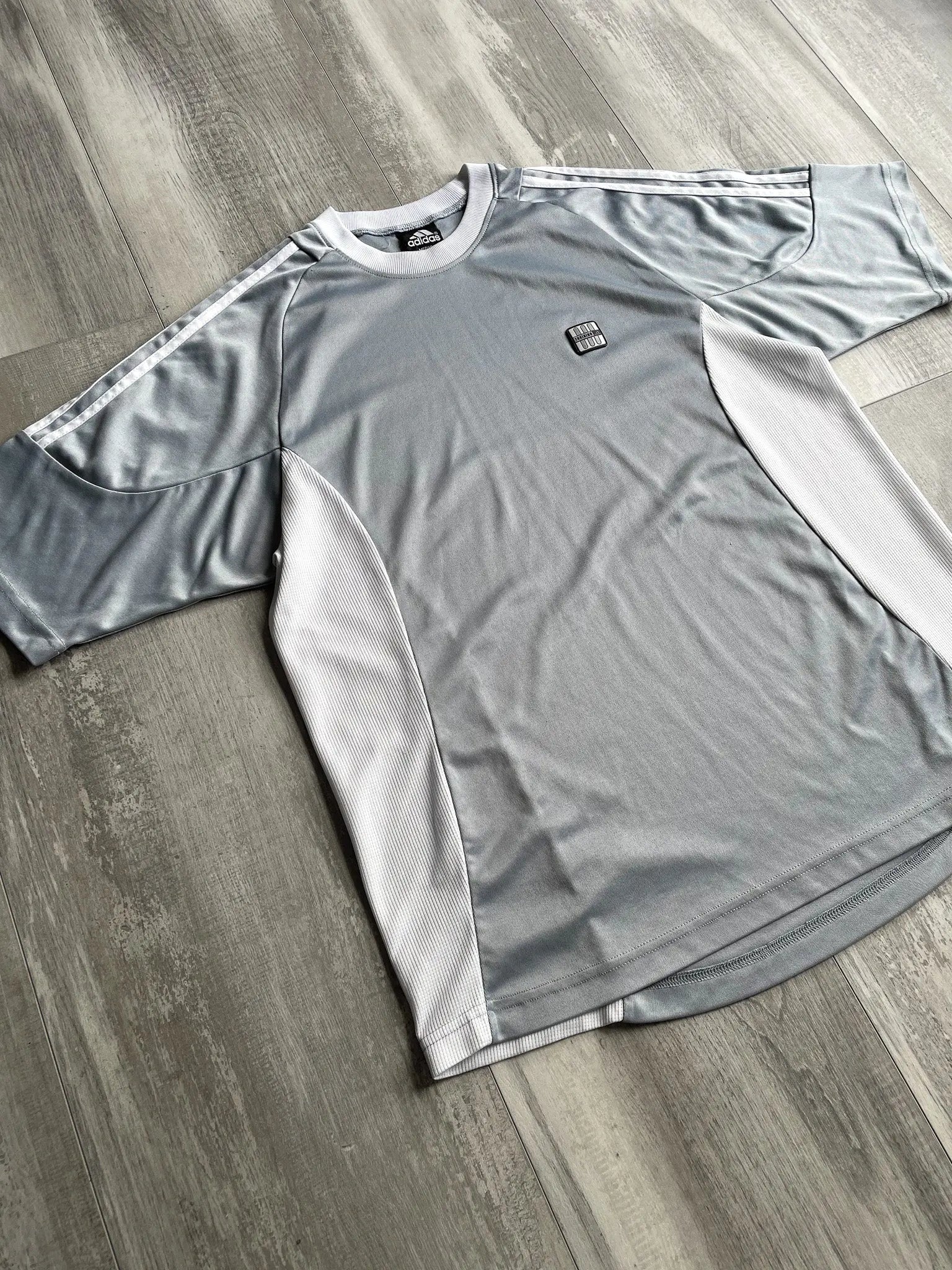 Vintage Adidas Training T-Shirt - M sullivansvintage